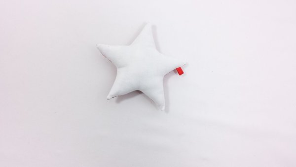 Sterne aus Stoff / weiß Mix